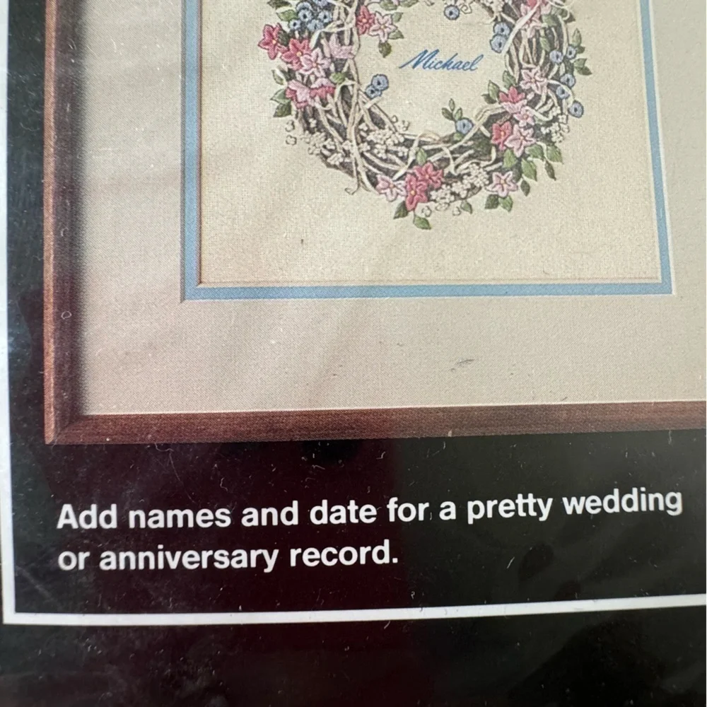 Vintage Dimensions Country Wreath Trio Crewel Embroidery Kit for Weddings